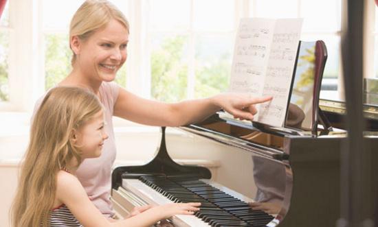 Trẻ học nhạc sớm dễ bộc lộ tài năng