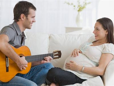 Âm nhạc ảnh hưởng đến sự phát triển trí tuệ ở thai nhi – khẳng định từ giới khoa học