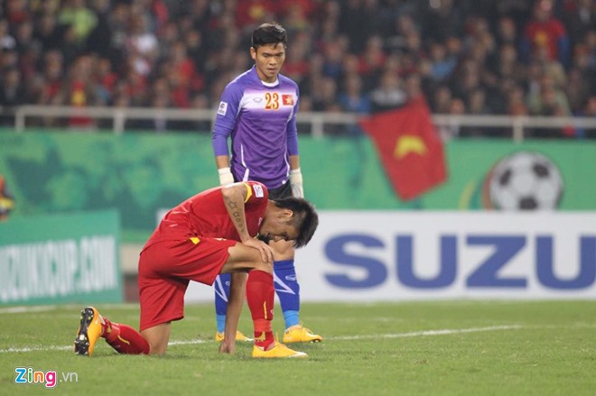 Thảm họa hàng thủ cơ hội cho những chú hổ: Việt Nam 2-4 Malaysia